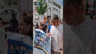 Filo yerleşkesine girip pankart açmaya çalışan ailelere polis engeli