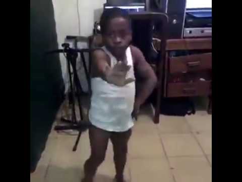 femiu afrikan 10 vjeqar  shtatzan e paebesueshme