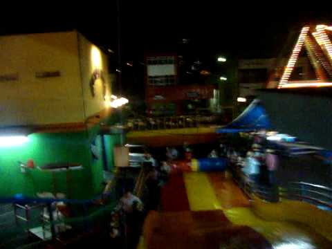 Tobogã, Aniv. Lav. Flavio escorregando com a câmera