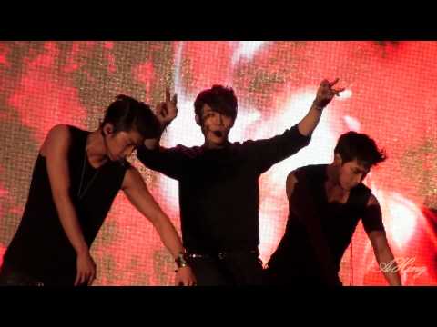 130517  2PM IS BACK Heart beat (JUNHO)