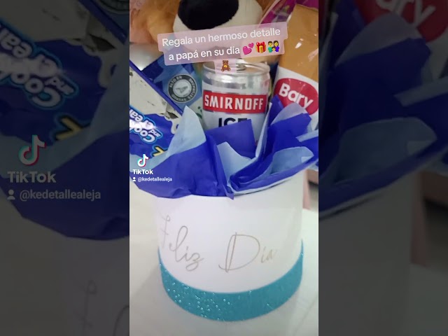 Vídeo relacionado con Este Papá Mola Un Huevo Día Del Padre Regalos Originales Camiseta