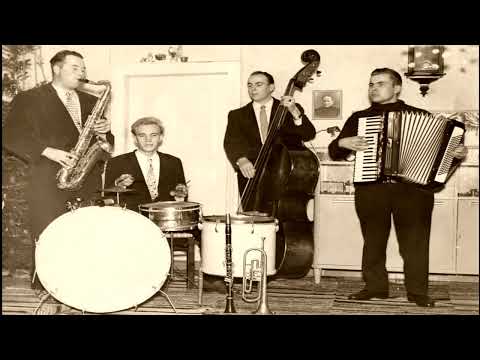 Beautiful old melodies for accordion and saxophone