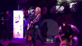 Craig Wayne Boyd sings &quot;I&#39;m Still Here&quot; at St. Jude Benefit Concert in Spokane