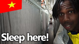 Sleeping In A Vietnam Sleeper Bus - Can Tho to Saigon