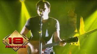 Download lagu NOAH - Menghapus Jejakmu  (Live Konser Lampung 2 Maret 2014) mp3