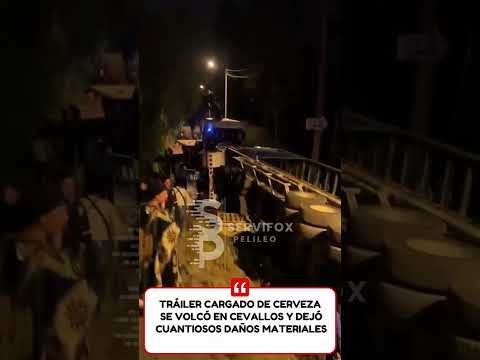 Tráiler se volcó en Cevallos.#noticias #Cevallos #tungurahua