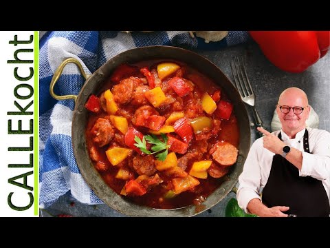 Wurstgulasch einfach nach Oma's Rezept kochen. Ohne Schnickschnack.