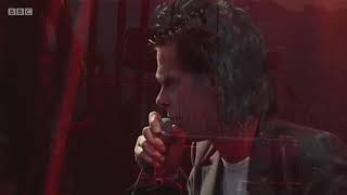 Nick Cave &amp; the Bad Seeds - Let Love In (Glastonbury Festival 1998)