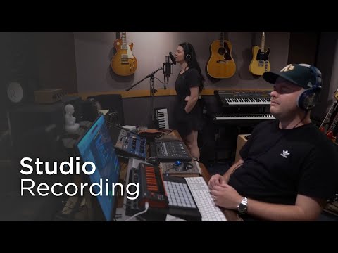 Thumbnail for Vanessa Amorosi - Hello Me [Studio Recording] by Vanessa Amorosi