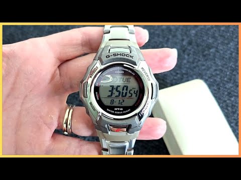 $99 Casio MTGM900DA-8CR Review - Solar Atomic G-Shock