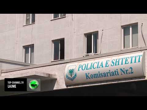 Top Channel/ Sherr mes të rinjve në Tiranë, plagoset me thikë 20-vjeçari