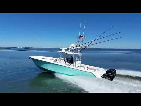 SeaVee 39B Center Console video