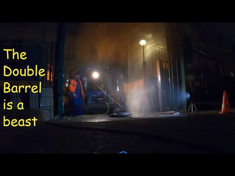 Kempinger 249.Block of flats for over 63 tenants with overflowing 8 " line and warm fatty poop broth