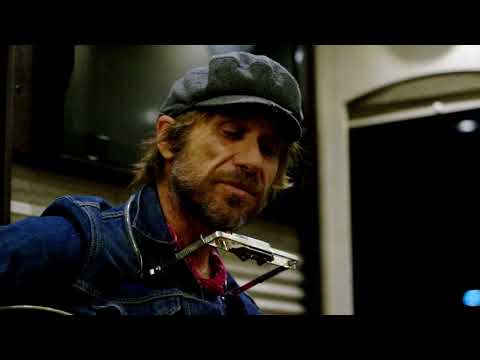 Todd Snider: Songs from the Road - To Beat The Devil (Kris Kristofferson)
