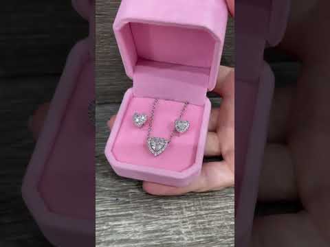Подарок девушке набор "Циркониевые сердечки" колье и серьги родированный ювелирный сплав в бархатном футляре - фото 1 - id-p1925377106