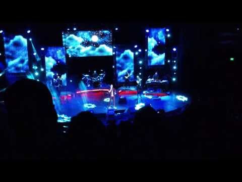 Oğuzhan Koç - Gitsem Diyorum (TİM Show Center)