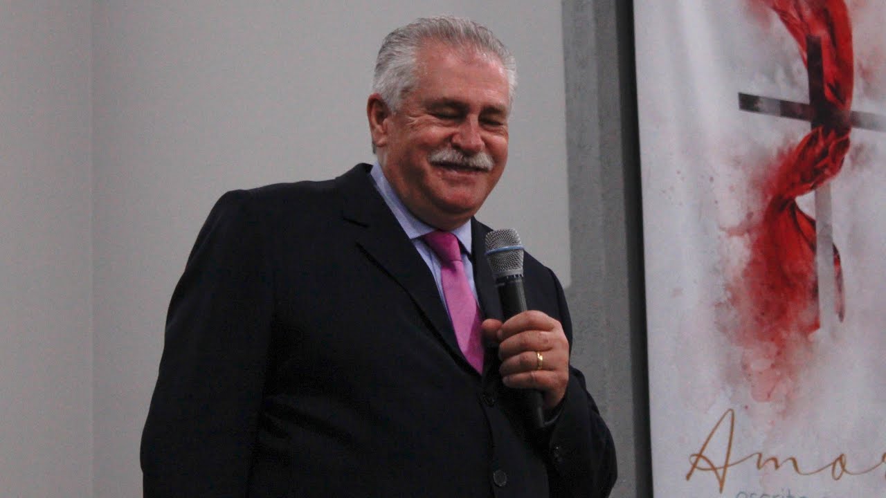 Pr. Neumoel Stina - Segundo o Coração de Deus