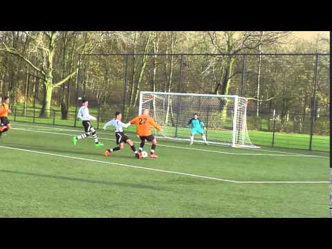 21 nov 2015 Maarssen A2 - VV De Meern A2 bkr 3-1 Redding keeper Maarssen
