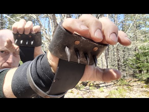 Four striking methods to use with shuko, while practicing the martial arts of ninjutsu