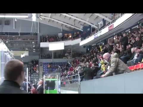 6.12.2014 Lukko-Ilves: Parhaat palat kentän ulkopuolelta.