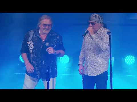 Mr.BASARY - Feketén-fehéren. - feat. RUDÁN JOE ( Live ) 2024.