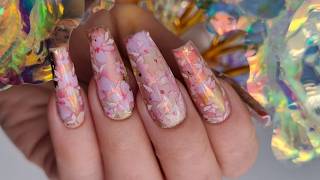 Layered nail design. Super effective and easy cat eye nails. 
