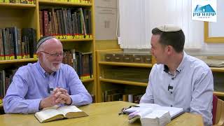 The Parasha Pod | 18 | Yitro 5786 | Yitro and the Covenant at Sinai (ישיבת הר עציון) - התמונה מוצגת ישירות מתוך אתר האינטרנט יוטיוב. זכויות היוצרים בתמונה שייכות ליוצרה. קישור קרדיט למקור התוכן נמצא בתוך דף הסרטון