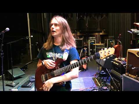 Using Boss ES-8, Bome Midi Translator & IK Multimedia SampleTank 4 on The Royal Affair Tour