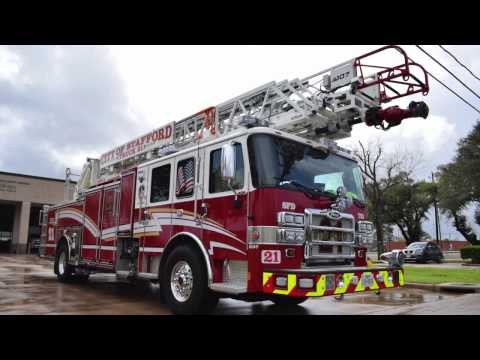 Quick Walk-Around: Stafford FD's Pierce Enforcer Ascendant 107'