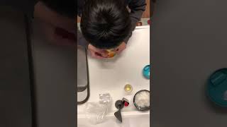 卵割るの下手くそなやつ