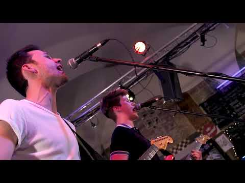 Delamotte – Nachtbus (Live @Late Knights)