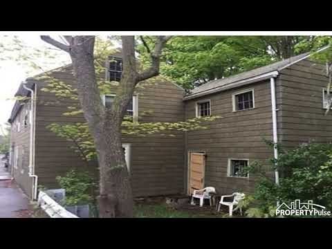 16 Main St, Upton, MA 01568