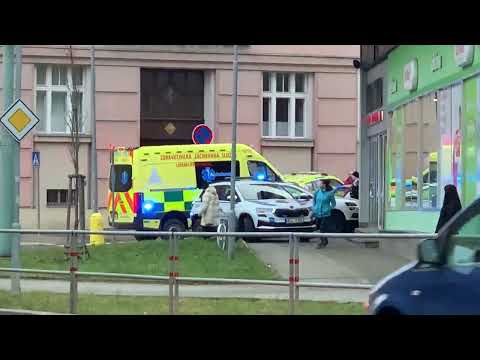 JABLONEC NAD NISOU Mladý muž zkolaboval přímo v pekařství. 15.12.2025 