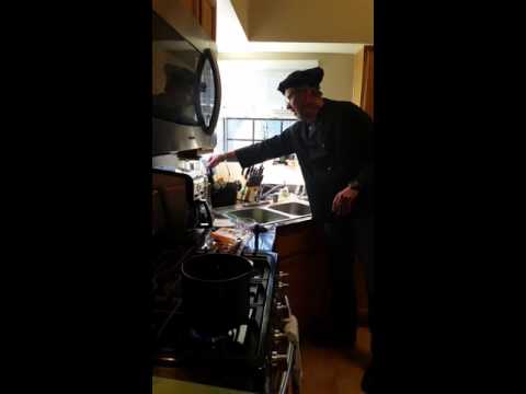 download lagu mp3 mp4 Fiesta Cranberry Sauce, download lagu Fiesta Cranberry Sauce gratis, unduh video klip Fiesta Cranberry Sauce