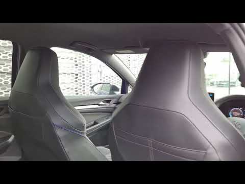 Volkswagen Golf R-Line 2.0TDI DSG - Image 2
