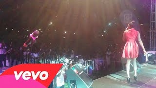 Able Tashar Performing (Loosing control) recently at one love beach