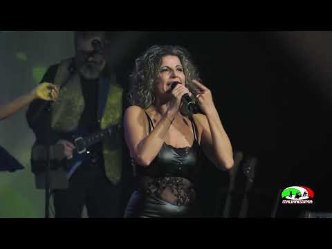 DANIELA NESPOLO THE SHOW MUST GO ON live