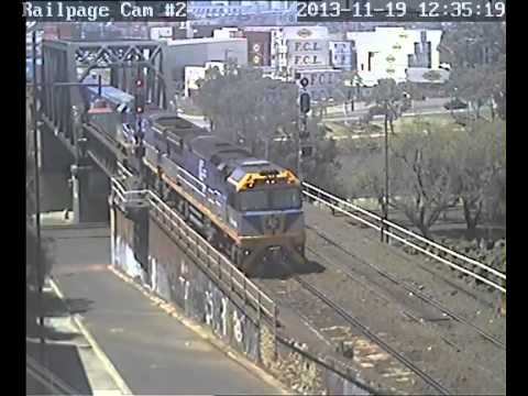 CF4409-CF4410 3MC1 QUBE freight to Harefield/Junee 19-11-2013