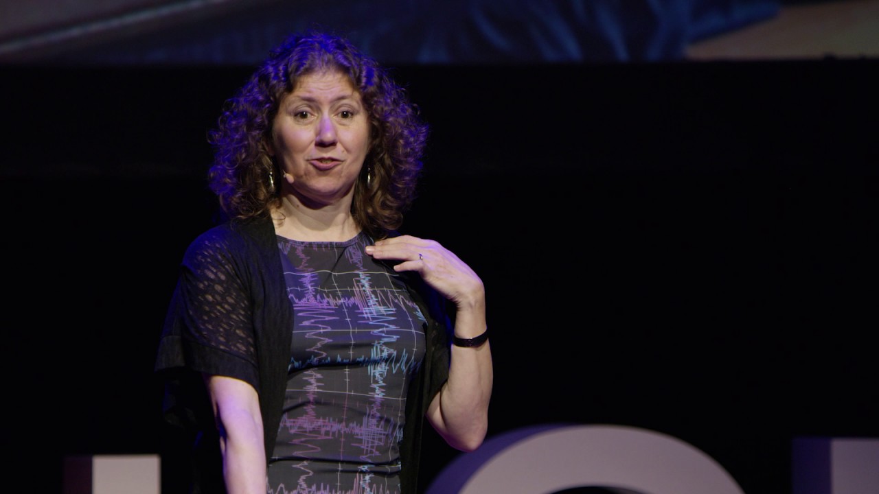 Gabriela González on stage