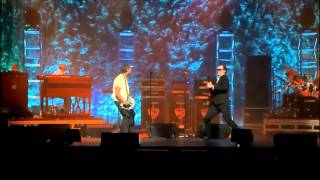 Joe Bonamassa & Paul Rodgers at Beacon Theatre 2012. - Walk in my shadows