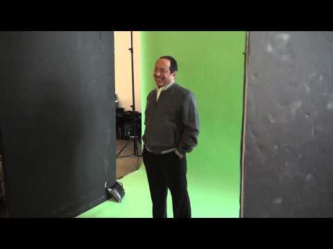 Behind the scenes with Paul Anka