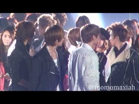 【FANCAM】111231 SHINee@MBC Gayo opening