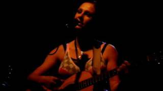 Kasey Chambers - The Captain (live)