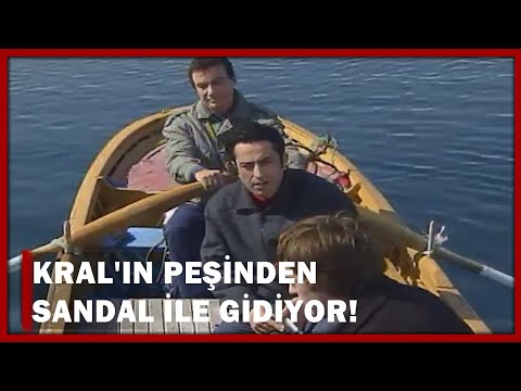 Baş Komiser Kemal, Kral'ın Peşinden Sandal ile Gidiyor! - Yılan Hikayesi 86.Bölüm