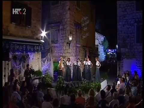 Klapa Armorin - FDK OMIŠ 2015 - Da mi je umrijeti