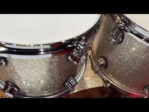Natal Maple Originals Drum Kit in Silver Sparkle Walk Around - DrumShop UK