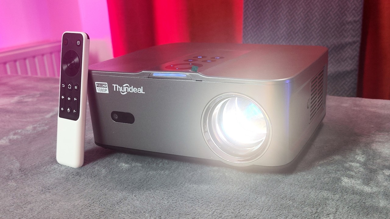 Яркий малый - проектор ThundeaL TD98 Mini