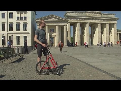 Praktisch in der U-Bahn oder auf dem Balkon: das "Halbrad" - science