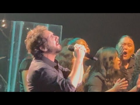 Josh Groban in Honolulu- You Raise Me Up