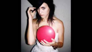 Katy Perry - Breakout